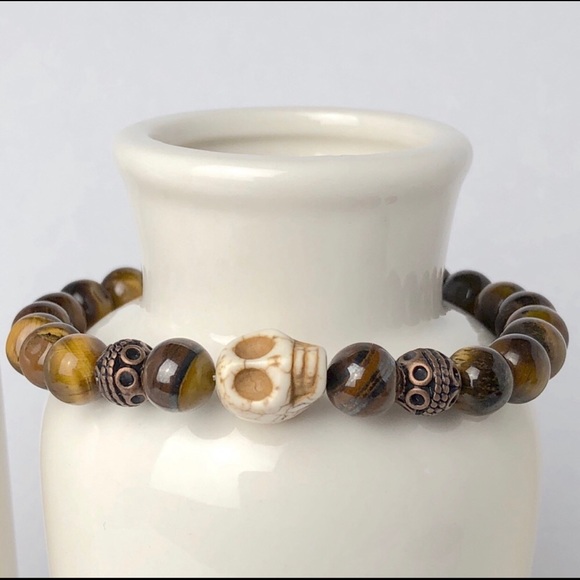 Mens Tiger Eye Onyx Skull Beaded Bracelets - Picture 2 of 6